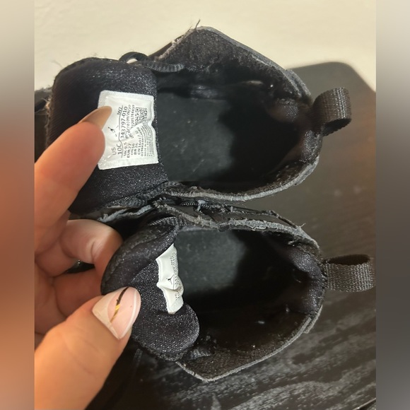 Toddler Kids Black Nike Jordan lace-up sneakers- size 10c - Picture 7 of 11